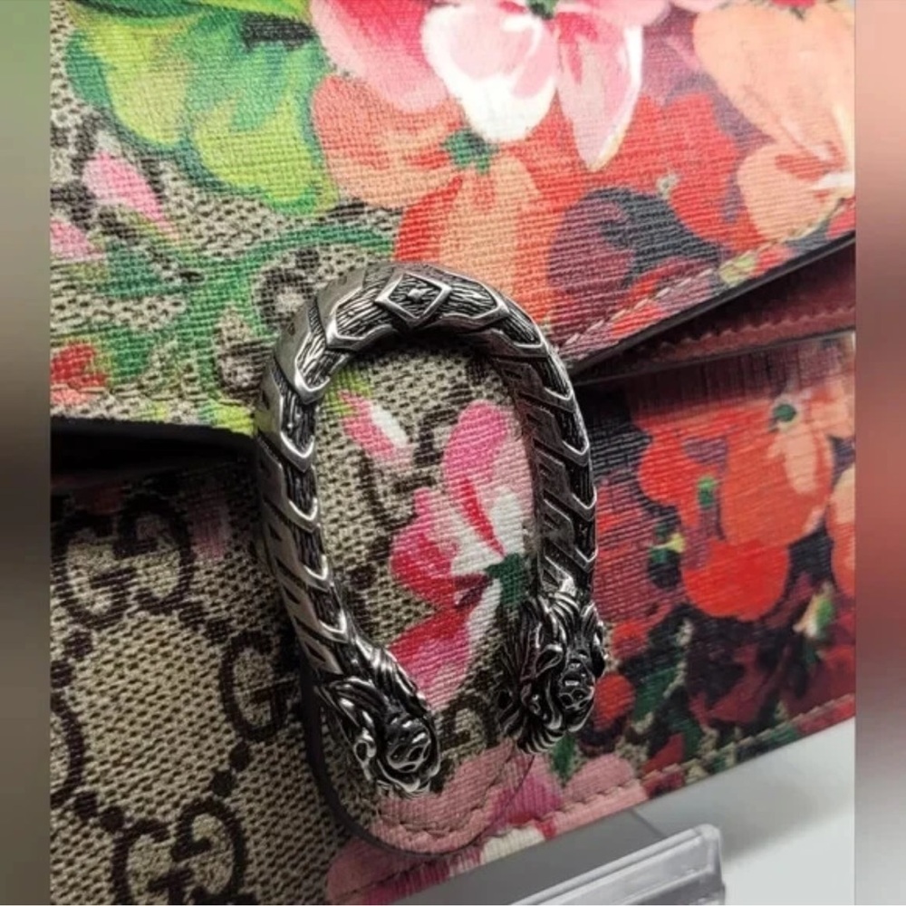 Gucci
GG Supreme Dionysus mini bag - Picture 4 of 15